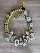 Load image into Gallery viewer, Graduation Ribbon Money Lei