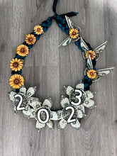 Load image into Gallery viewer, Graduation Ribbon Money Lei