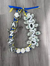 Load image into Gallery viewer, Graduation Ribbon Money Lei